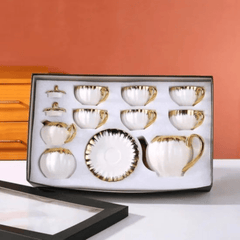 Savršen 17-dijelni Porculanski Set "Arabic Gold" za Elegantan St table!