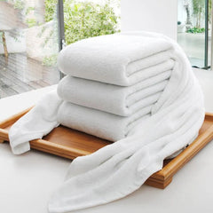 Luksuzni 4-dijelni Set Hotelskih Peškira (70x140cm) za neodoljivo iskustvo!