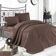 Elegantni set prekrivača s usklađenim jastučnicama