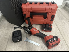 AKU BRUSILICA MILWAUKEE – PROFESIONALNA SNAGA I PRECIZNOST U KOMPAKTNOM DIZAJNU!