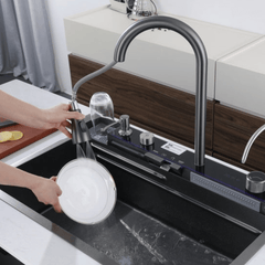 Elegantni Kuhinjski Sudoper "Waterfall