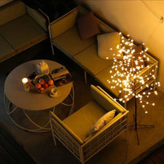 Svijetleće LED Drvce s Prekrasnim Cvjetovima