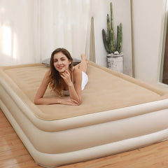 Užitak na Vodi: Napuhivi Madrac za Savršeno Opustanje