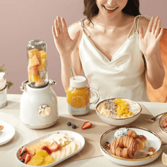 Šarmantni Mini Retro Blender s Dvije Praktične Boce