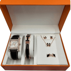 Elegantni poklon set s prekrasnim nakitom i šarmantnim ručnim satom