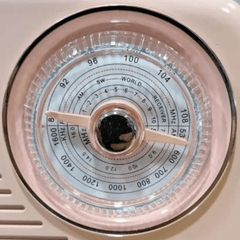 Vintage-Inspired Bluetooth Radio "MK-2181BT