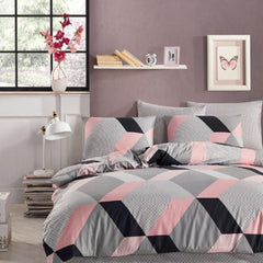 Luksuzni 4-dijelni Set Posteljine "Sabine" za Vašu Savršenu Spavaću Oazu