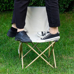 Moderna trpeze s četiri udobne stolice