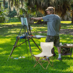 Moderna trpeze s četiri udobne stolice