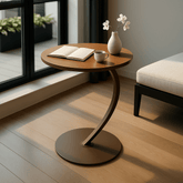 Elegantni stolić "Johgee" za svaki prostor