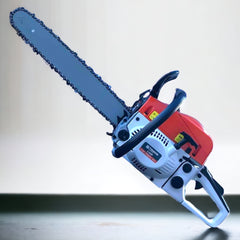 Potentna motorna pila "Straus" sa snagom od 4.9 KS