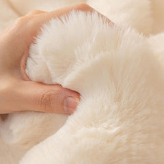 Elegantni tepih od umjetnog krzna 80x80 cm