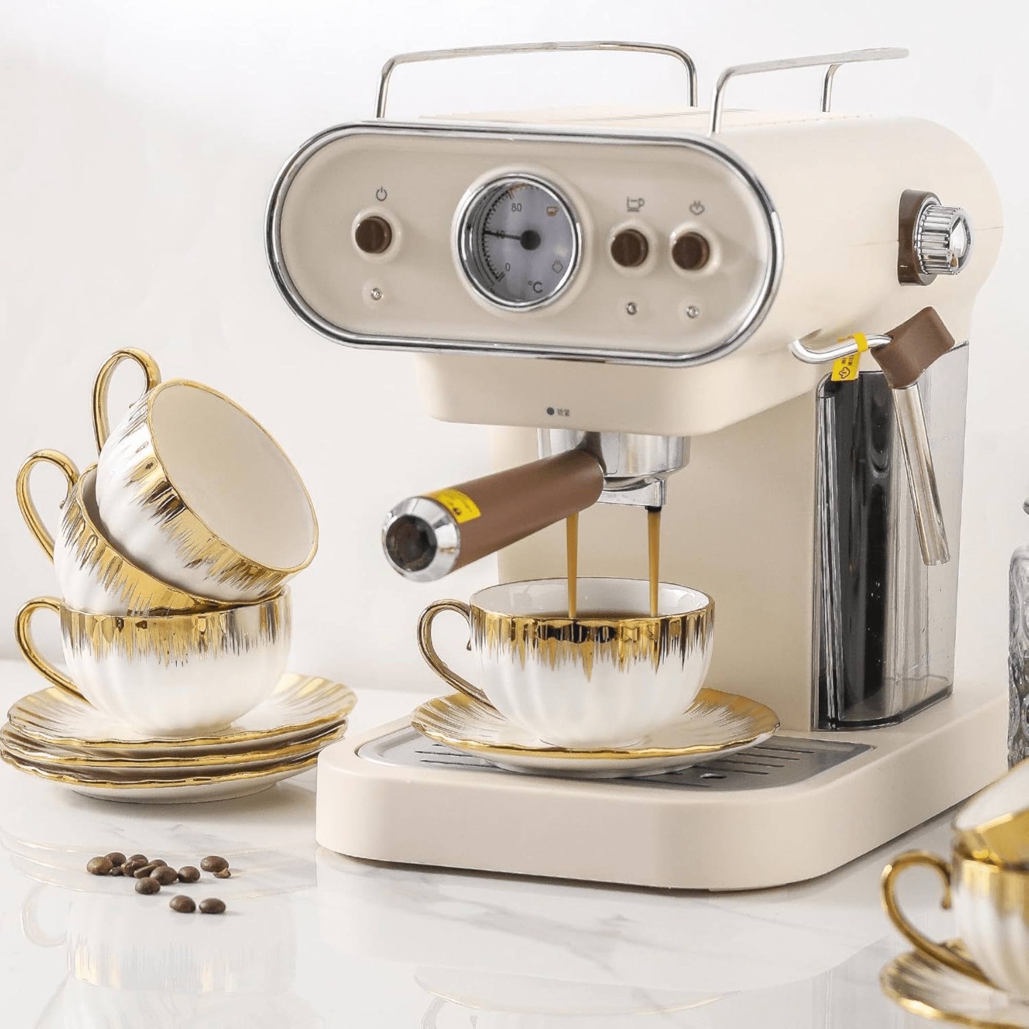 Savršen 17-dijelni Porculanski Set "Arabic Gold" za Elegantan St table!