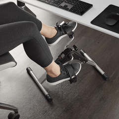 Svestran i Kompaktan 2u1 Sklopivi Fitness Trenažer s Pedalama za Efikasno Vežbanje