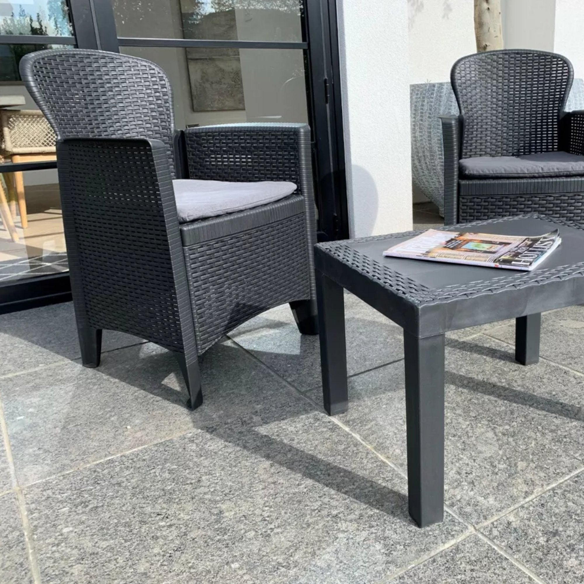 Elegantni 3-dijelni vrtni set "Akita" za savršen proljetni odmor