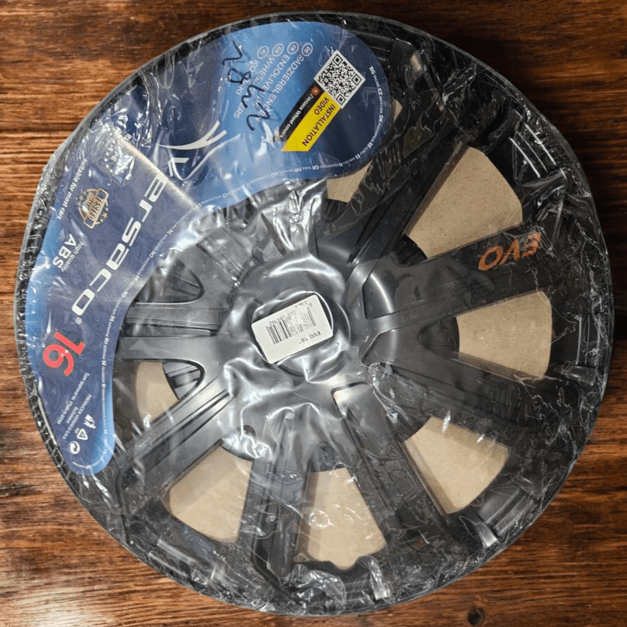 Atraktivni 4-dijelni Set Ratkapa 16" za Vaše Vozilo