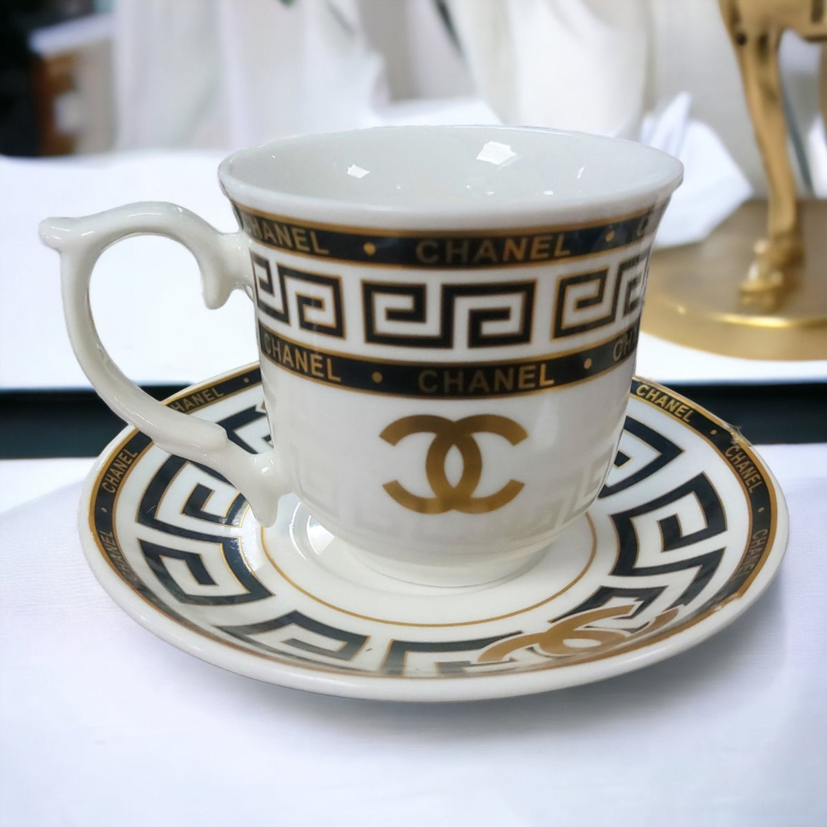 Set od 6 Elegantnih Dizajnerskih Šolja