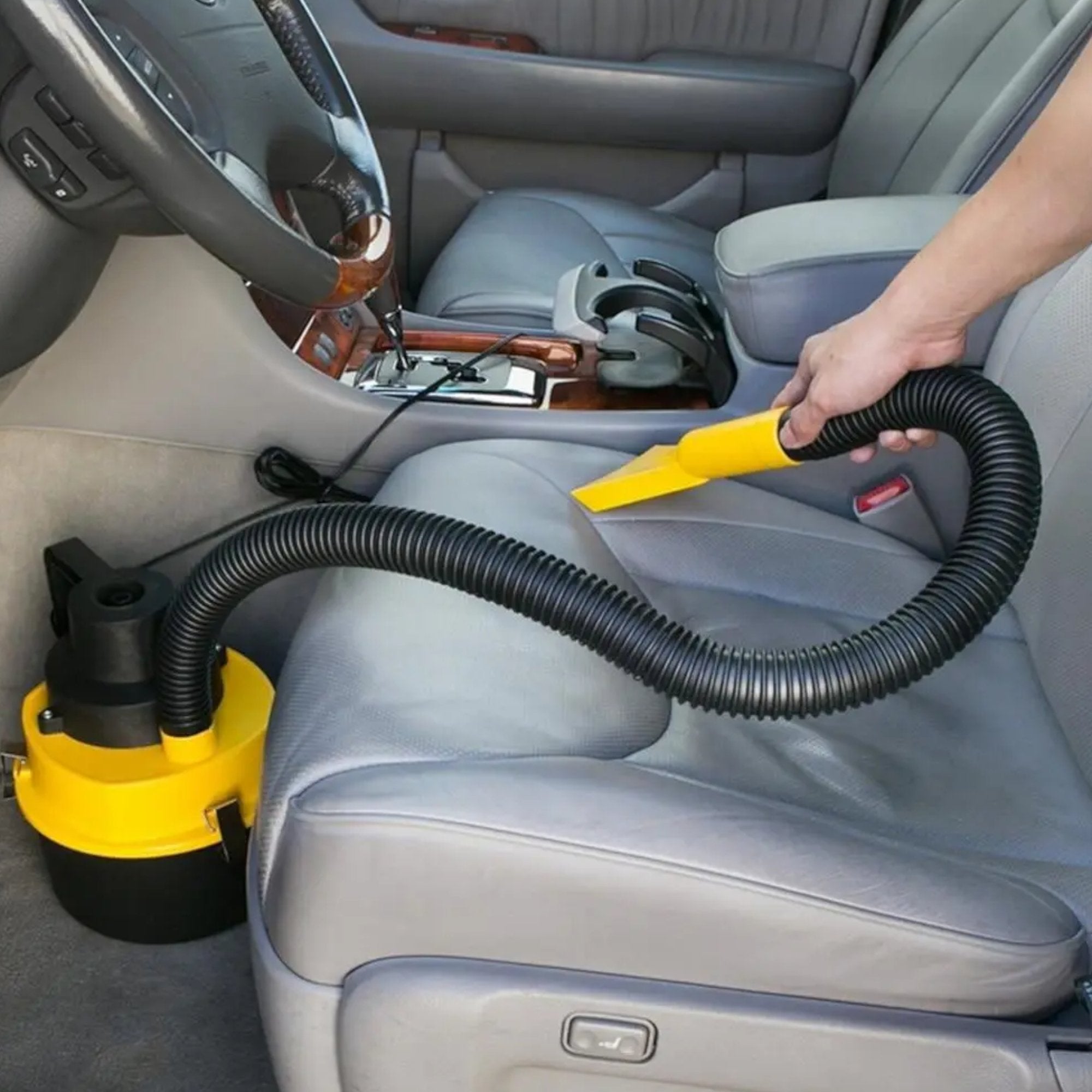 Višenamjenski Auto Čistač za Mokro i Suho Čišćenje
