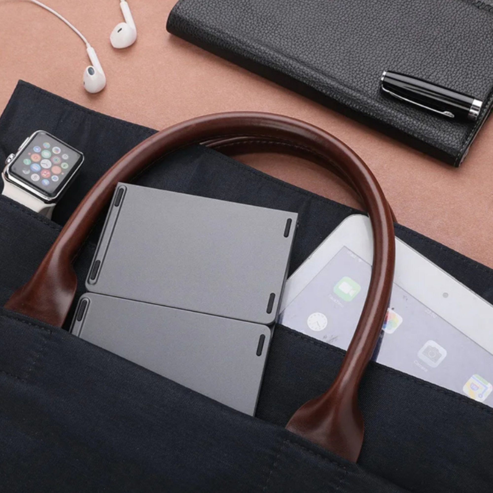 Elegantna Bluetooth Sklopiva Tipkovnica za Savršenu Povezivost