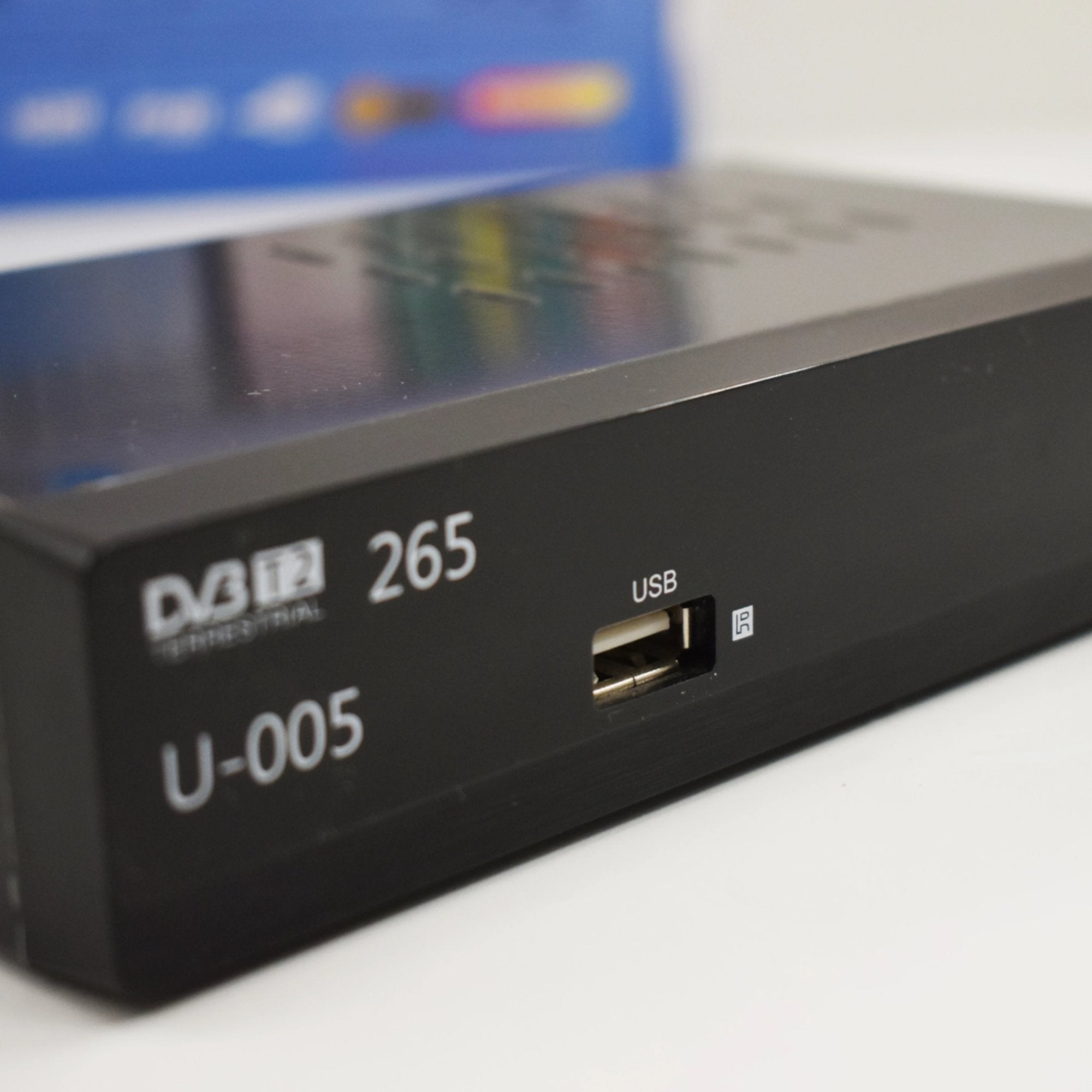Innovativni digitalni HD DVB-T2 H265 resiver "U-005" za vrhunski televizijski doživljaj
