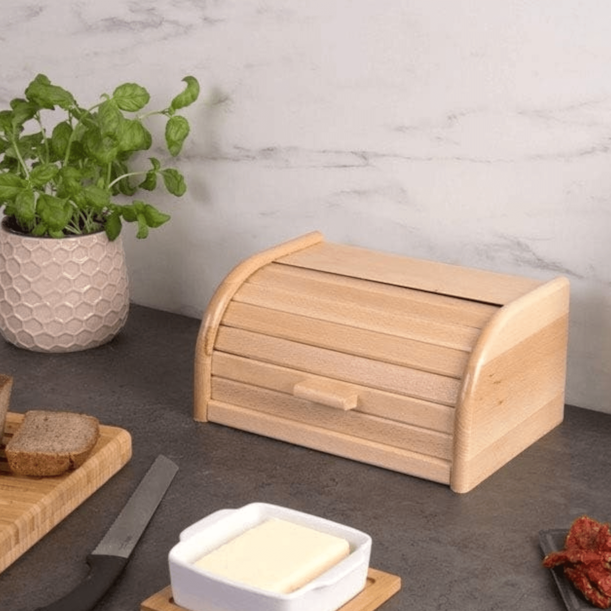 Elegantna Drvena Kutija za Hljeb - 44 cm Savršen Izbor za Vašu Kuhinju!