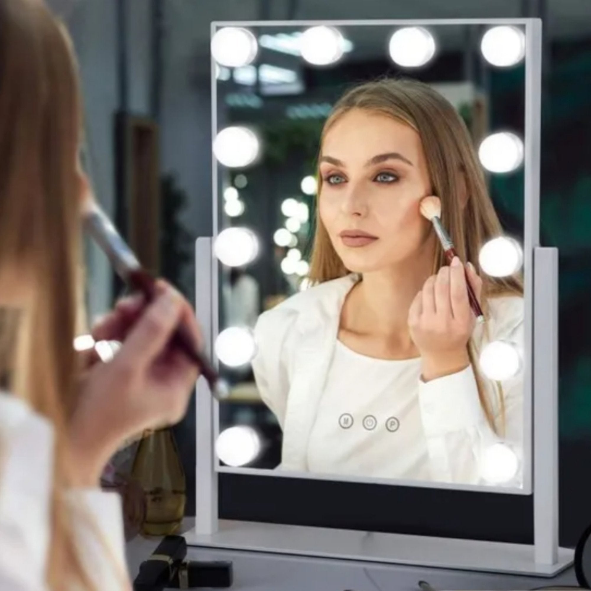 Elegantno LED ogledalo s 12 svjetlosnim sijalicama za savršeni izgled