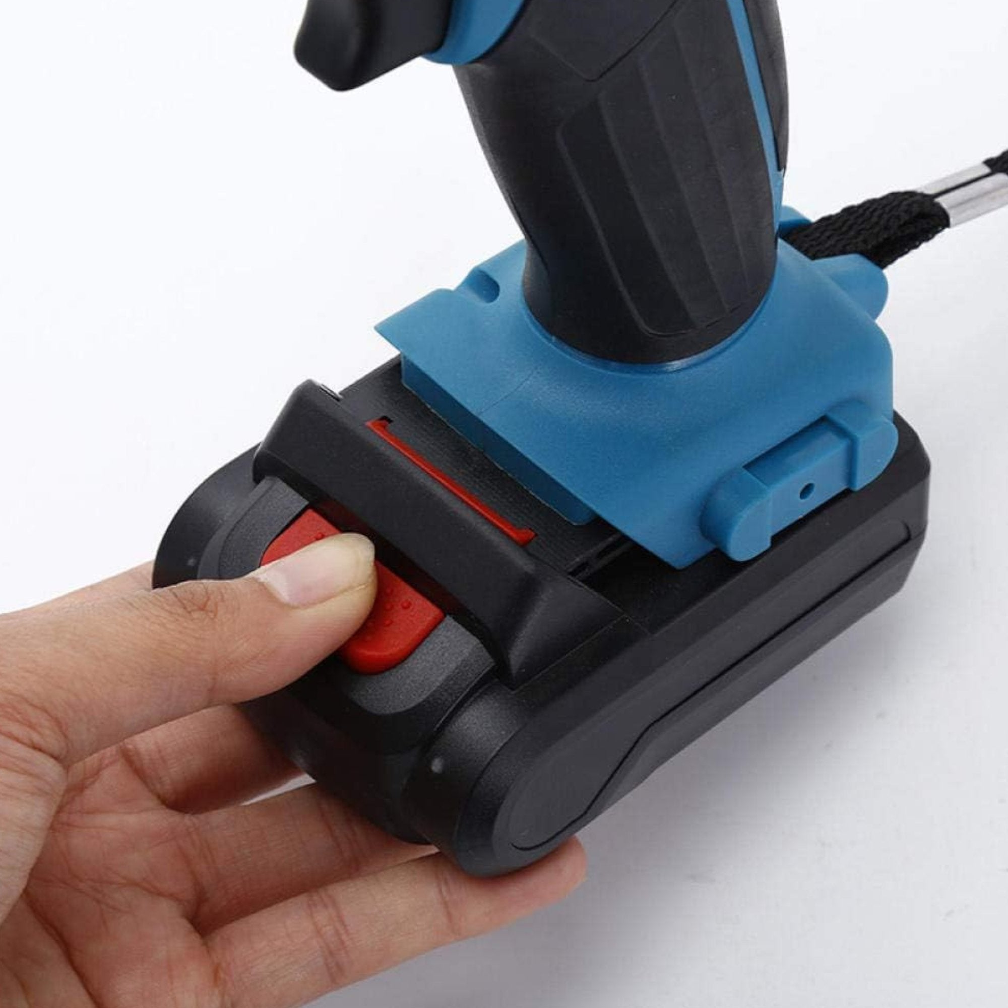 Makita Bušilica s Dvije Moćne 48V Baterije - Savršena za Vaše Projektovanje!