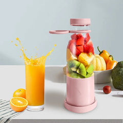Kompaktni sokovnik s mini blenderom