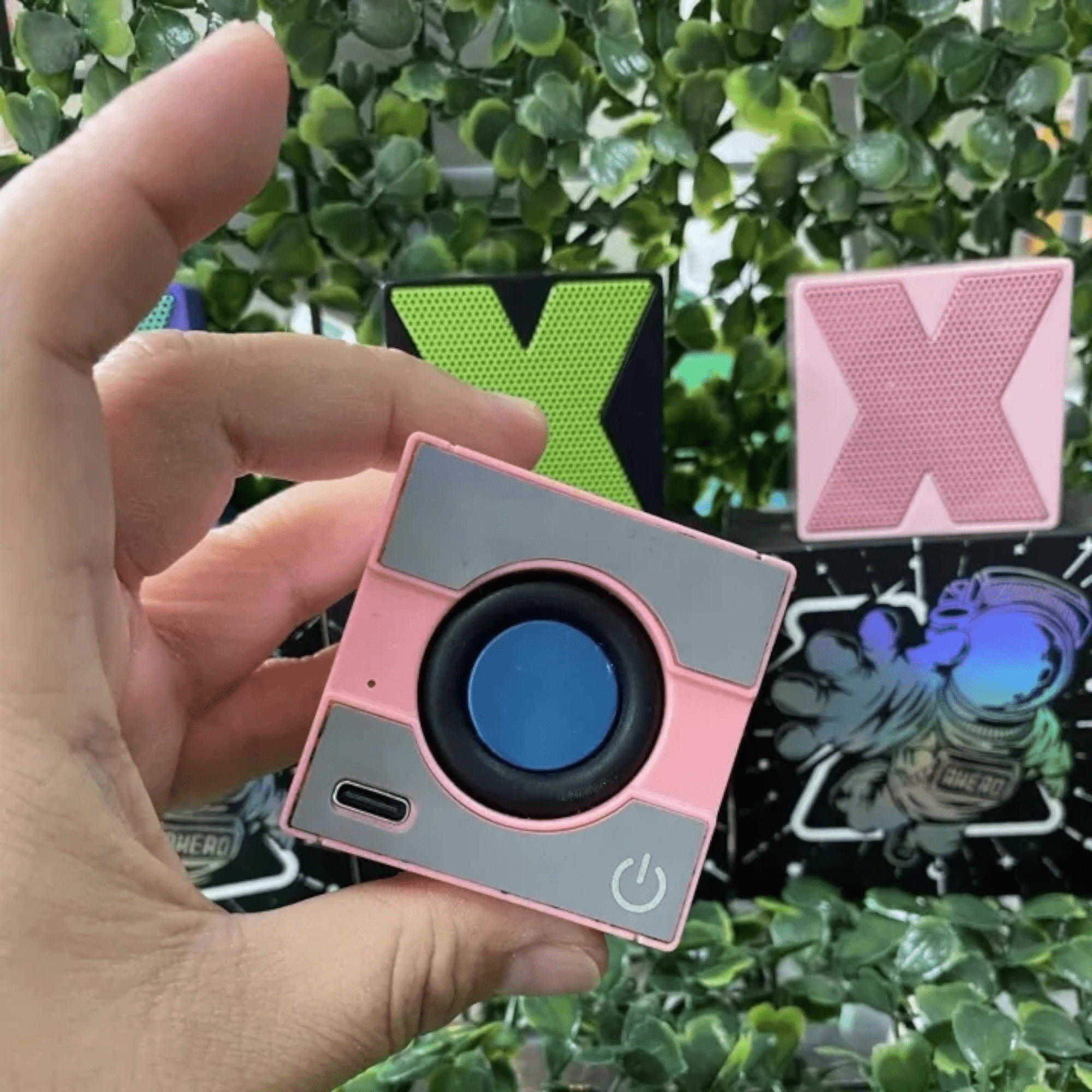 Kompatibilni Mini BT Zvučnik "X1" - Savršen suputnik za vaš zvuk!