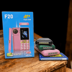 Elegantan Mobitel s 3 Kartice "F20" - Vaš Savršeni Suputnik!