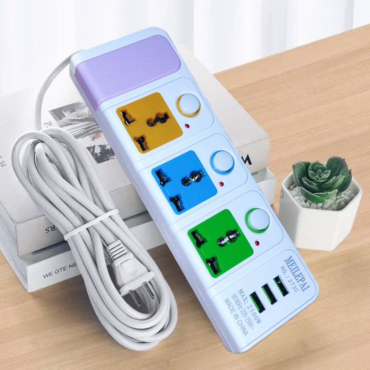 Pametni Produžni Kabel s Dodatnim USB Portovima za Lakše Povezivanje