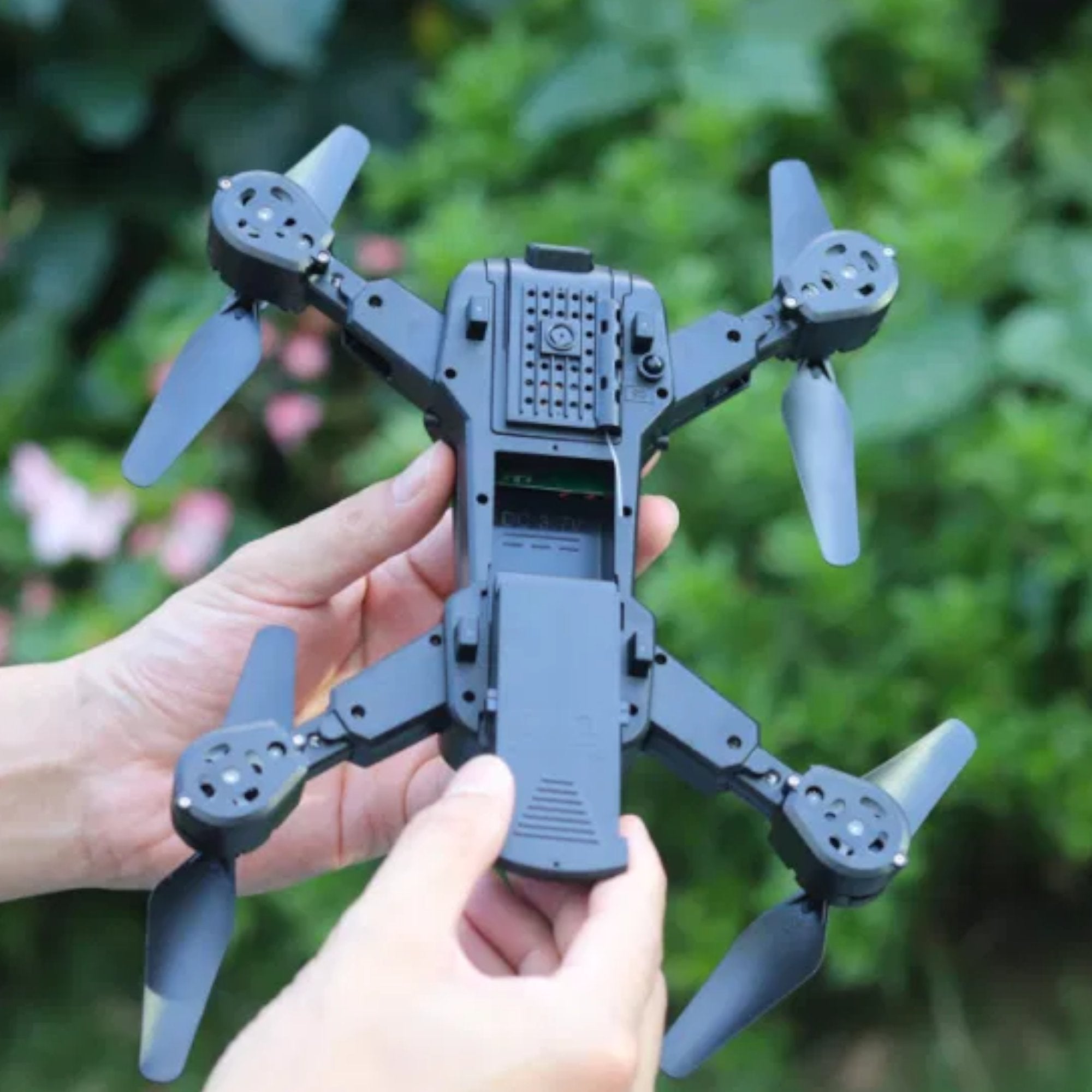 Revolucionarni PIHOT G3" dron sa dvostrukom kamerom za savršene snimke
