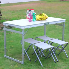 Savršeni Piknik Set: Stol i 4 Udobne Stolice