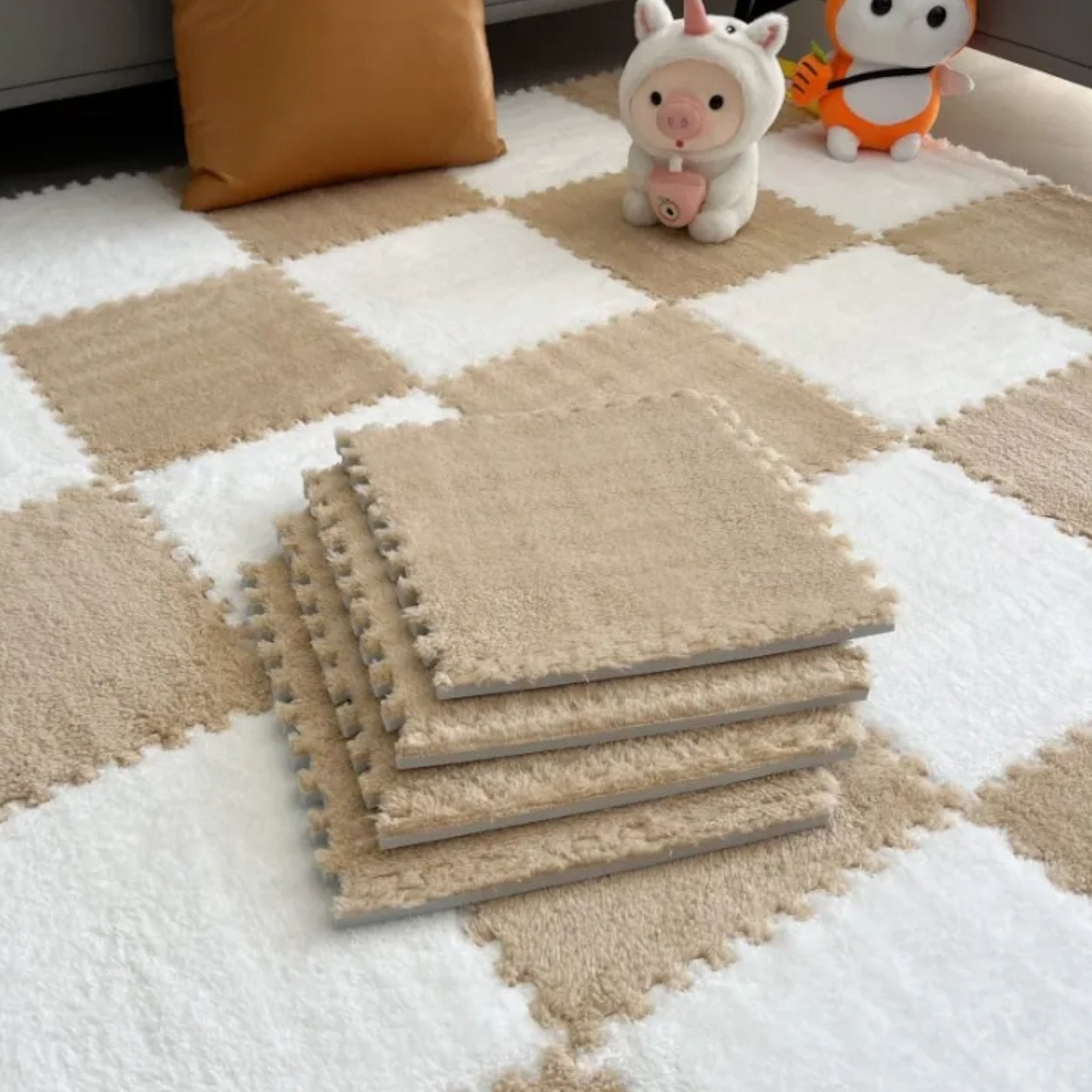 Set od 10 elegantnih plišanih podnih obloga