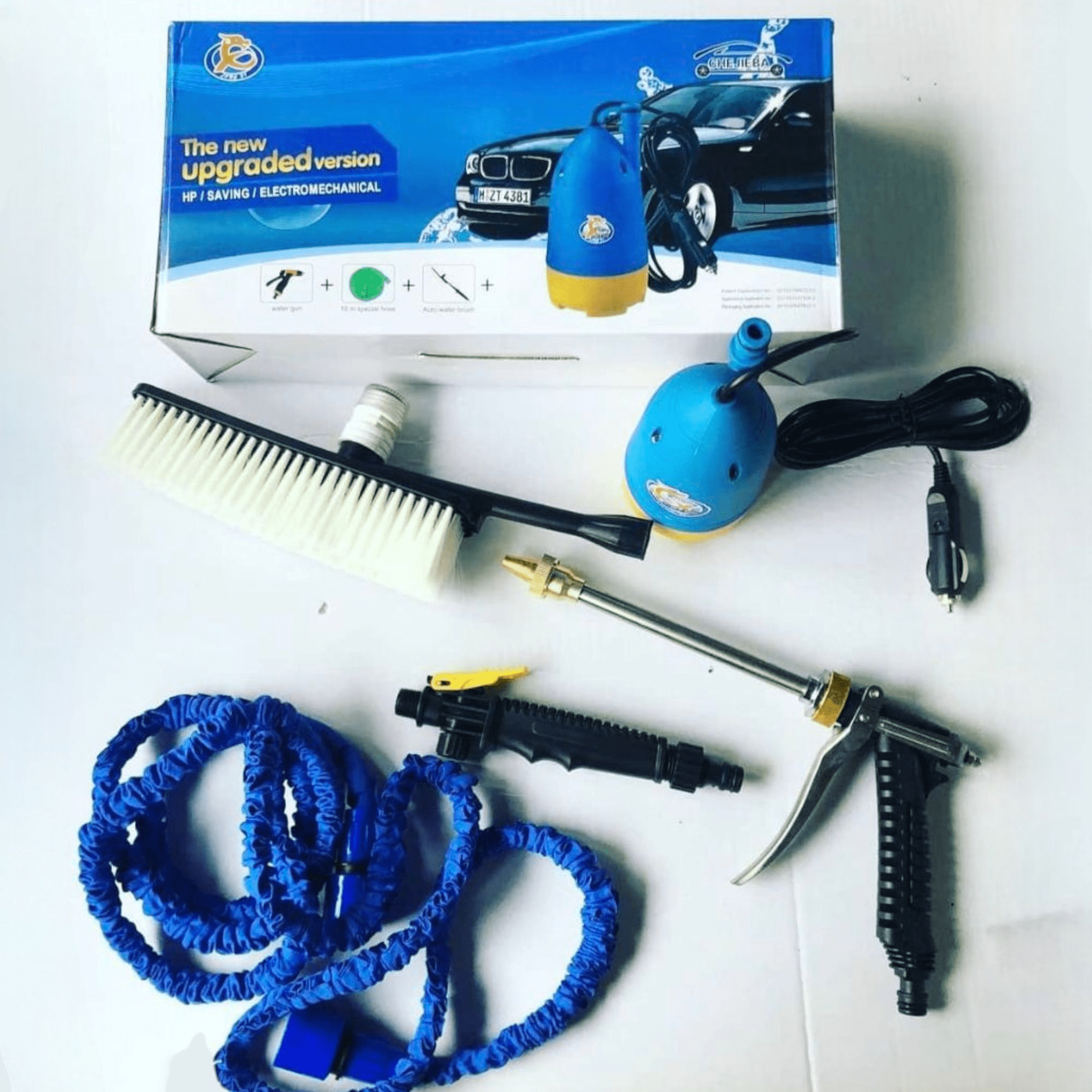 Komplet za Lako Pranje Automobila na Putu