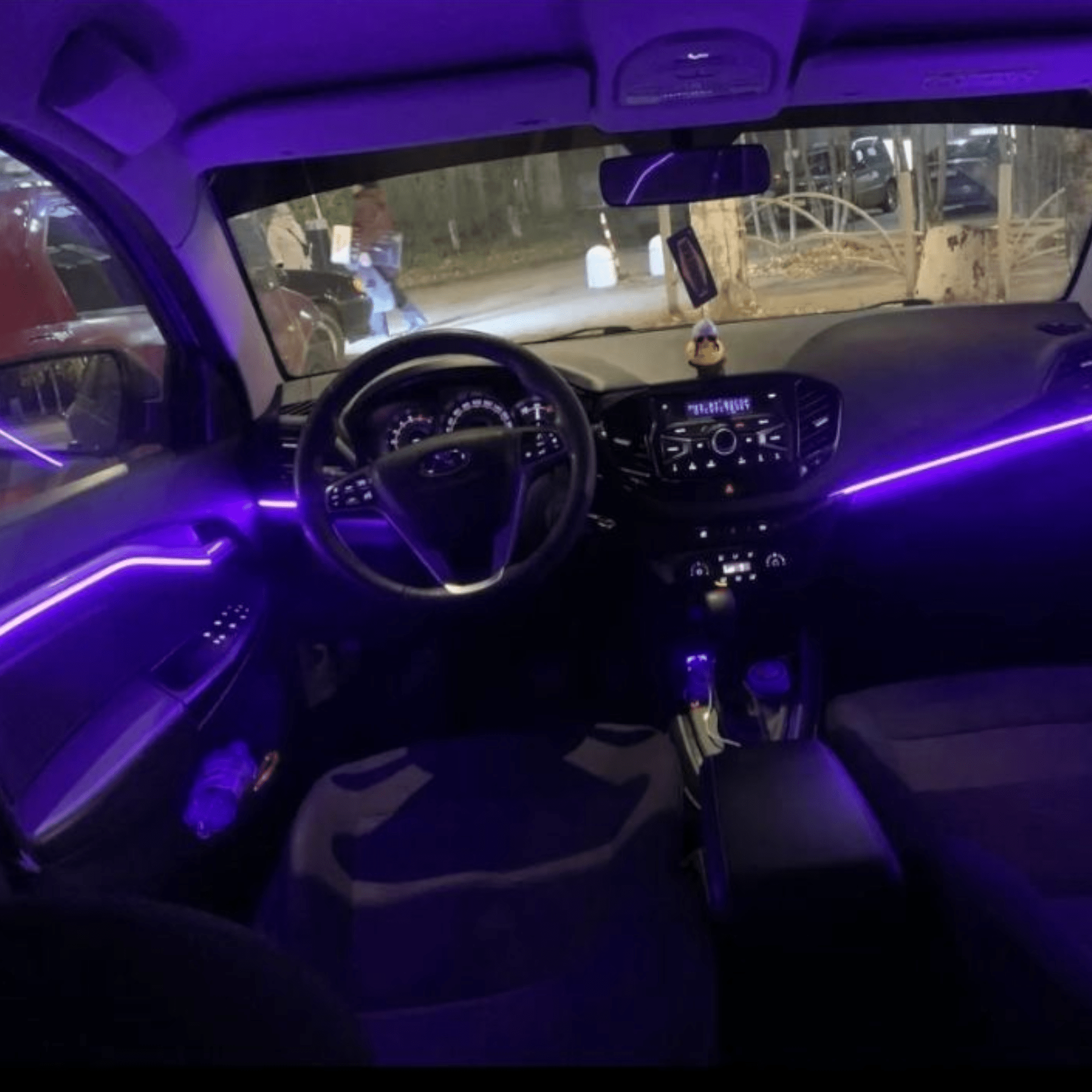 Ambijentalno LED Svjetlo za Automobil - Elegantan Dodatak Unutrašnjosti vaše Vozilo
