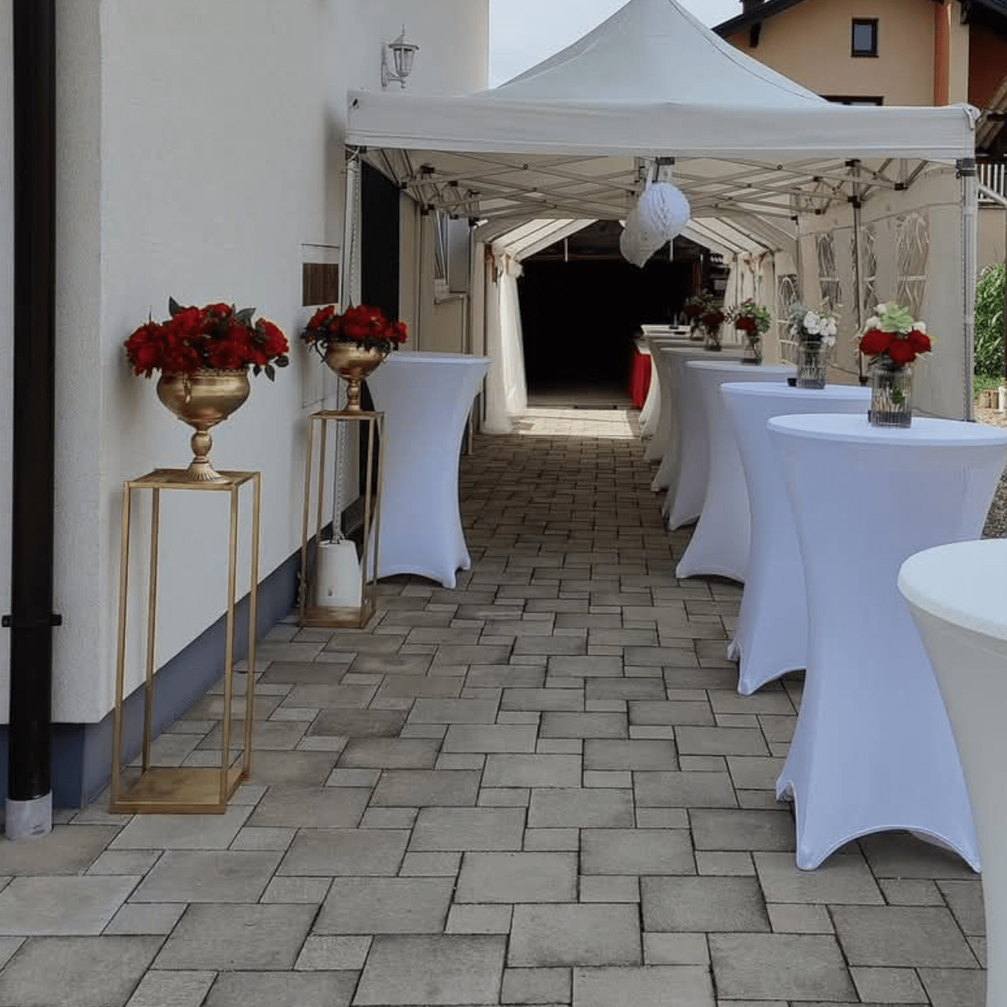 Fleksibilna Navlaka za Barski Stol - Savršena Zaštita i Stil!