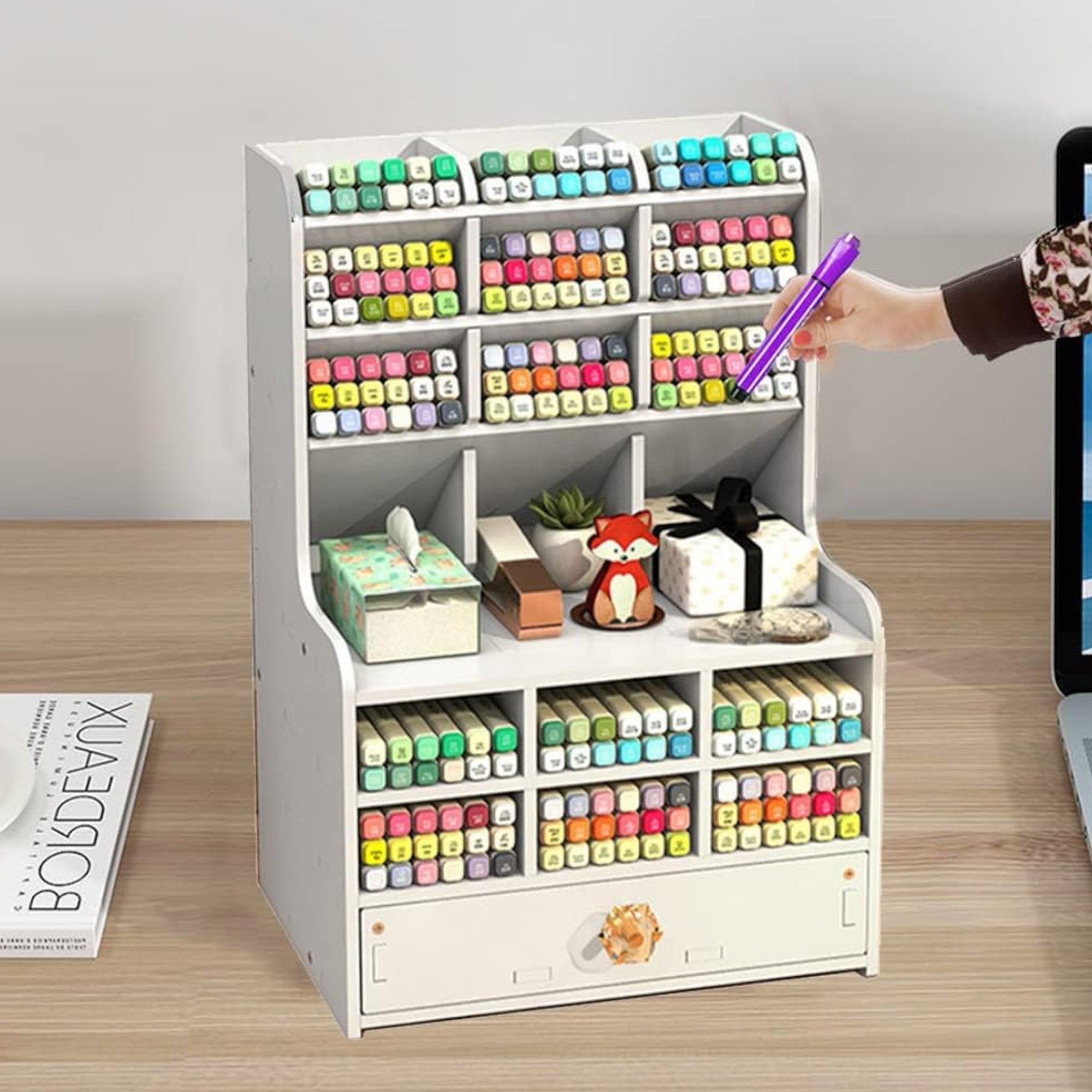 Elegantní stolní organizer "504" pro dokonalý pořádek na vašem stole