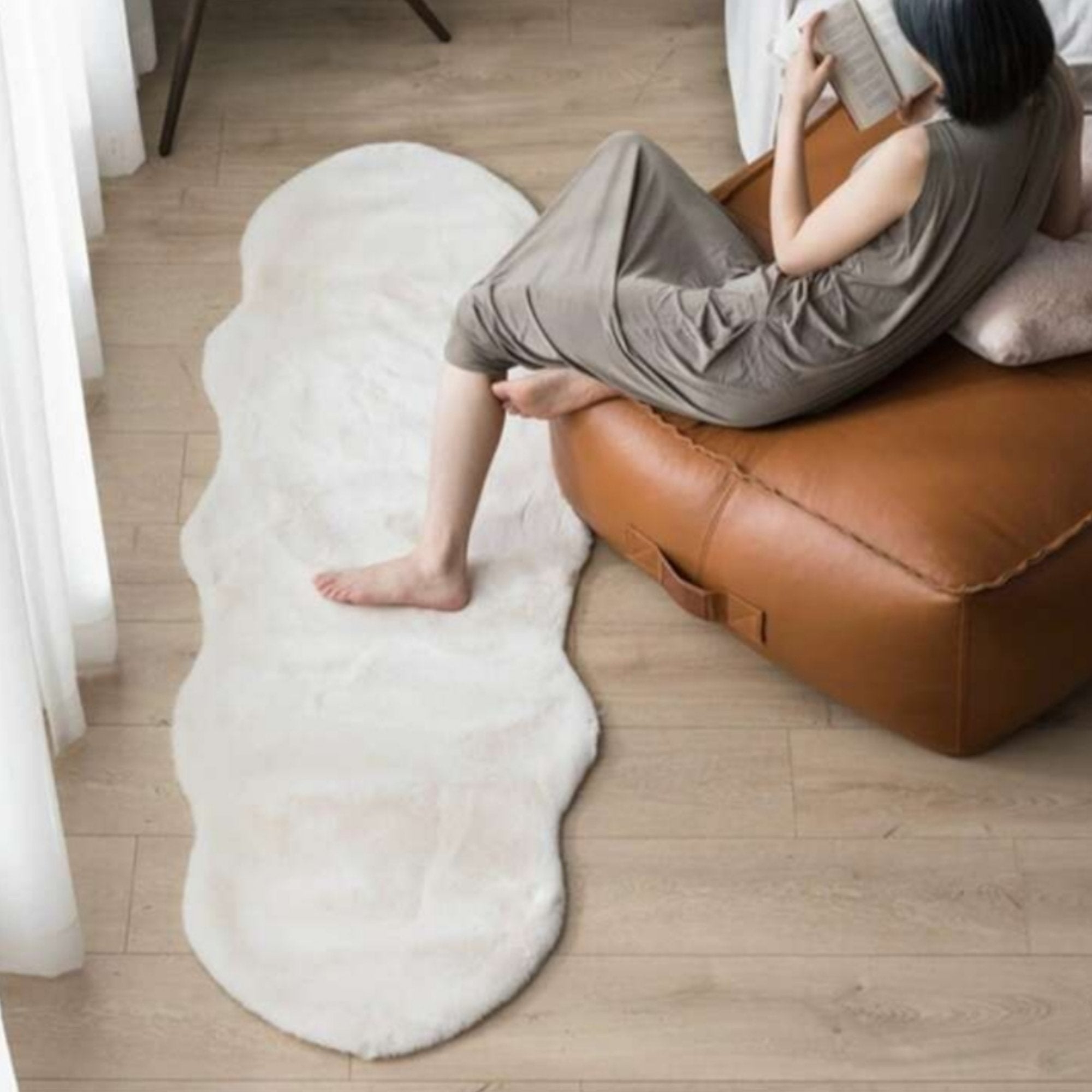 Elegantni tepih od umjetnog krzna dimenzija 180x60 cm