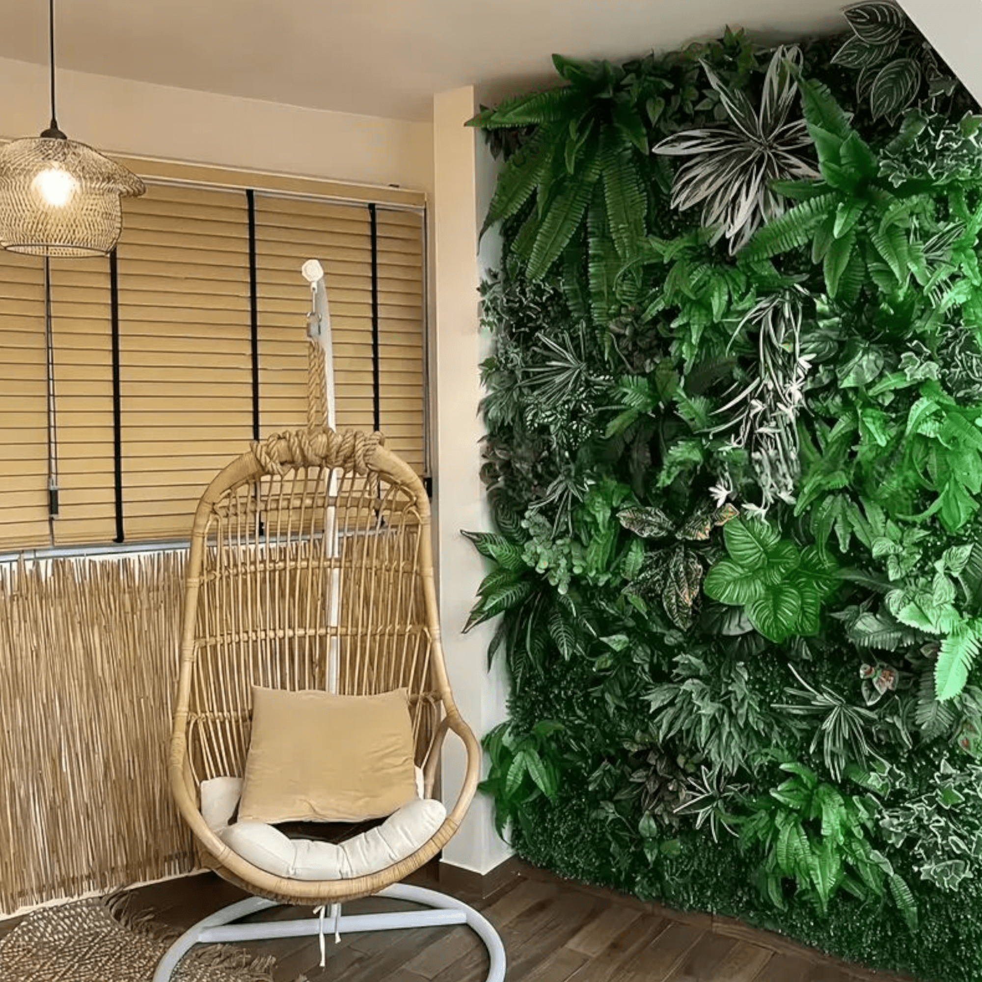 Elegantni zidni paneli od umjetne trave "Bonsai" za prirodan izgled i unikatni ugođaj