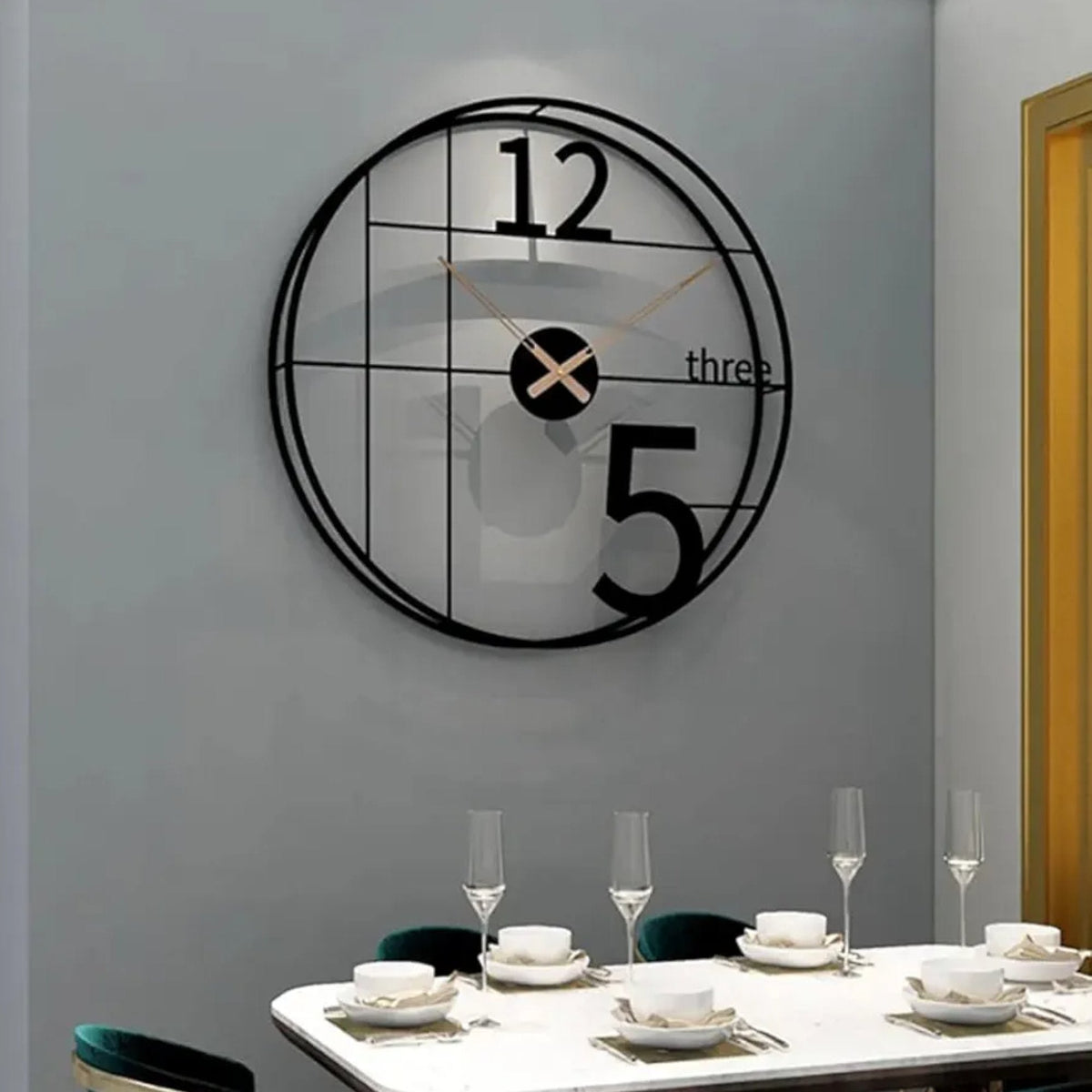 Elegantan Zidni Sat "R-1016-8" za vaš prostor